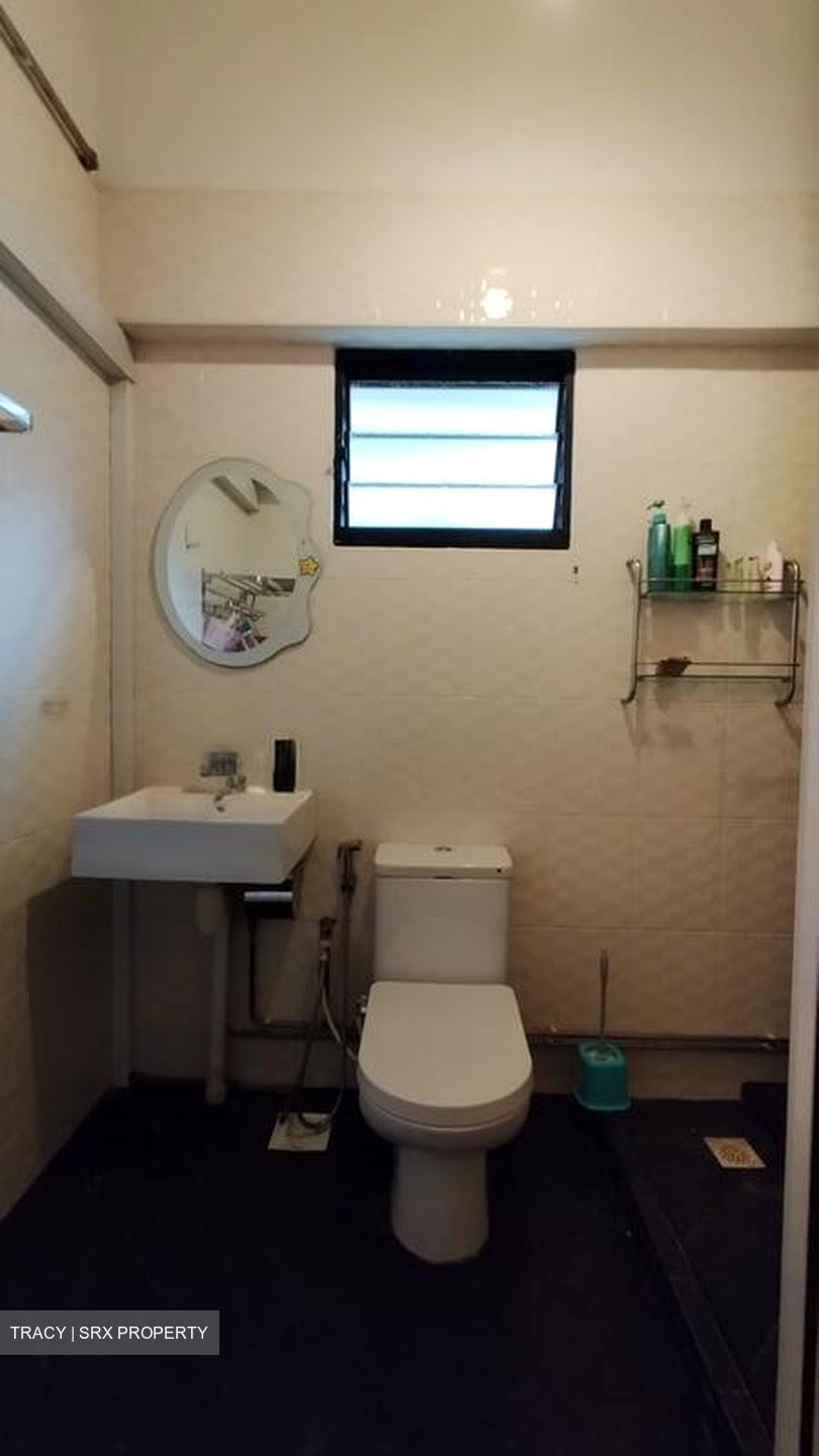 Blk 684B Jurong West Street 64 (Jurong West), HDB 5 Rooms #575484471